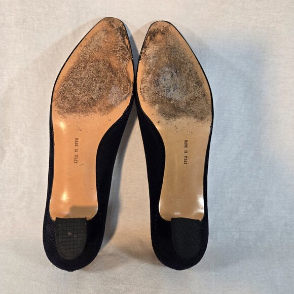 SALVATORE FERRAGAMO Quite Luxury Navy Leather Heels Pumps Size 8 4A LIKE NEW! - Picture 15 of 16